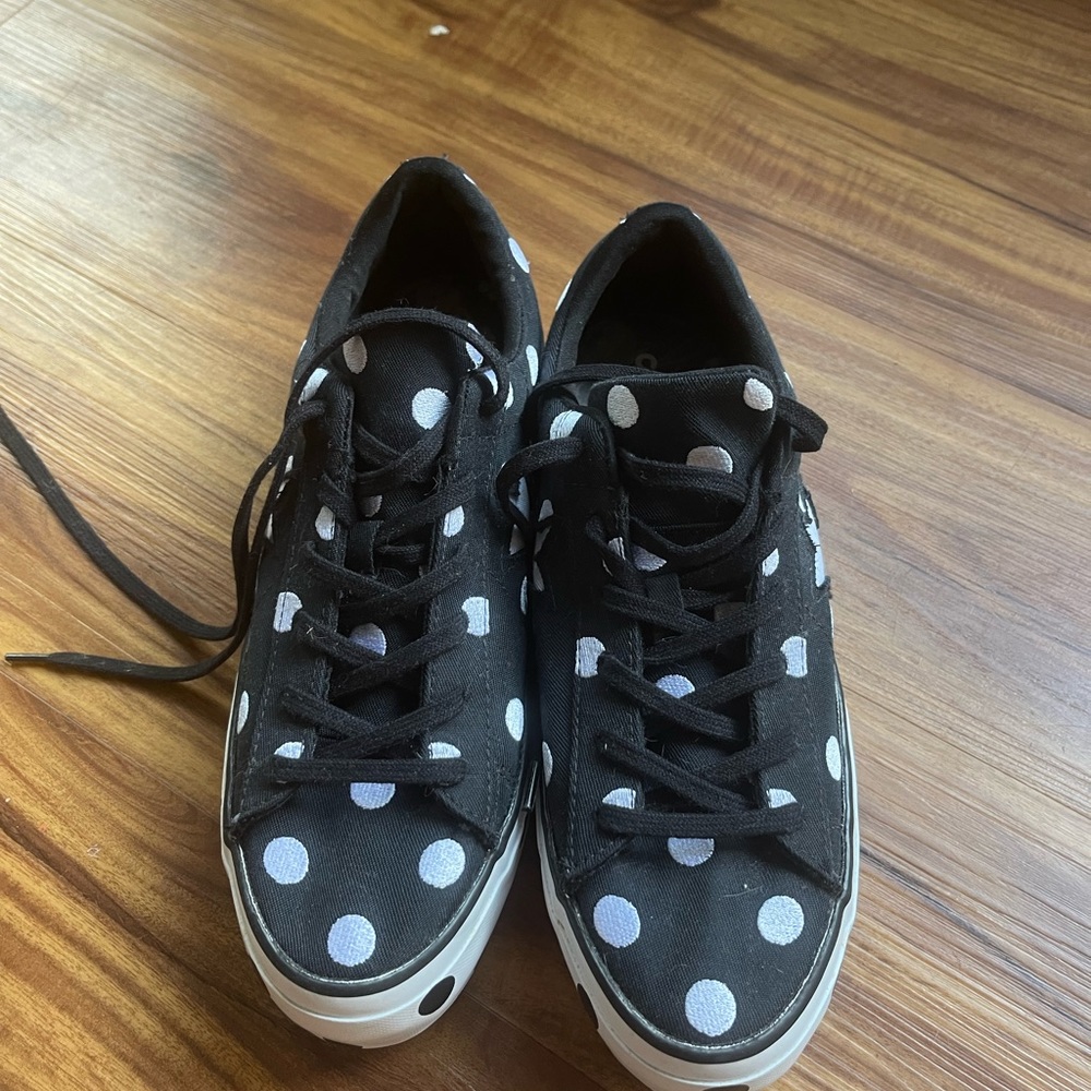 Converse used ones, like new size 8